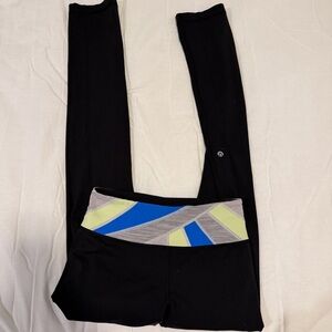 Lululemon Wunder Under athletic leggings